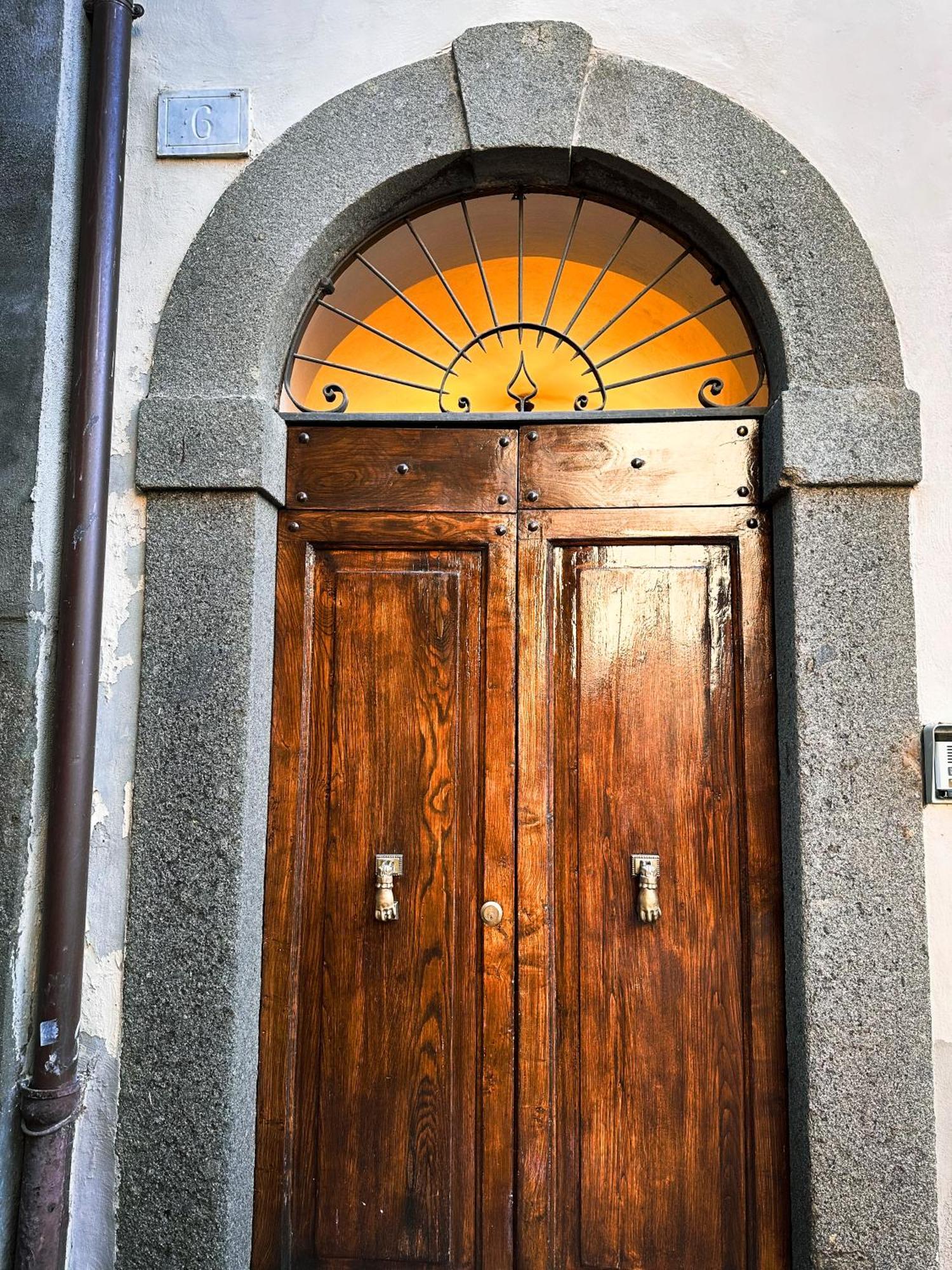 Appartamento Piazza Santa Maria Nuova Viterbo Ngoại thất bức ảnh
